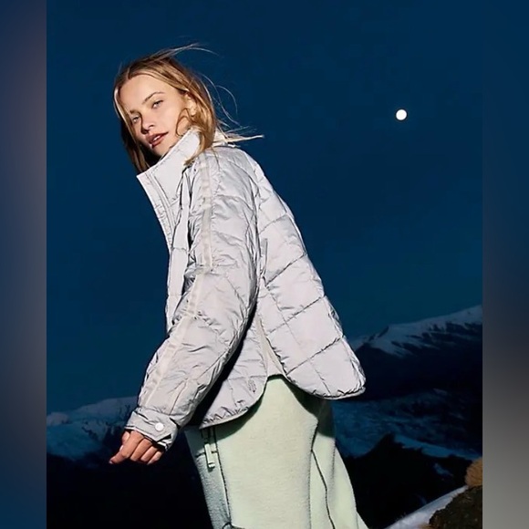 Free People M Pippa Packable Quilted Puffer Silver Jacket great pre owned cond - Picture 10 of 14